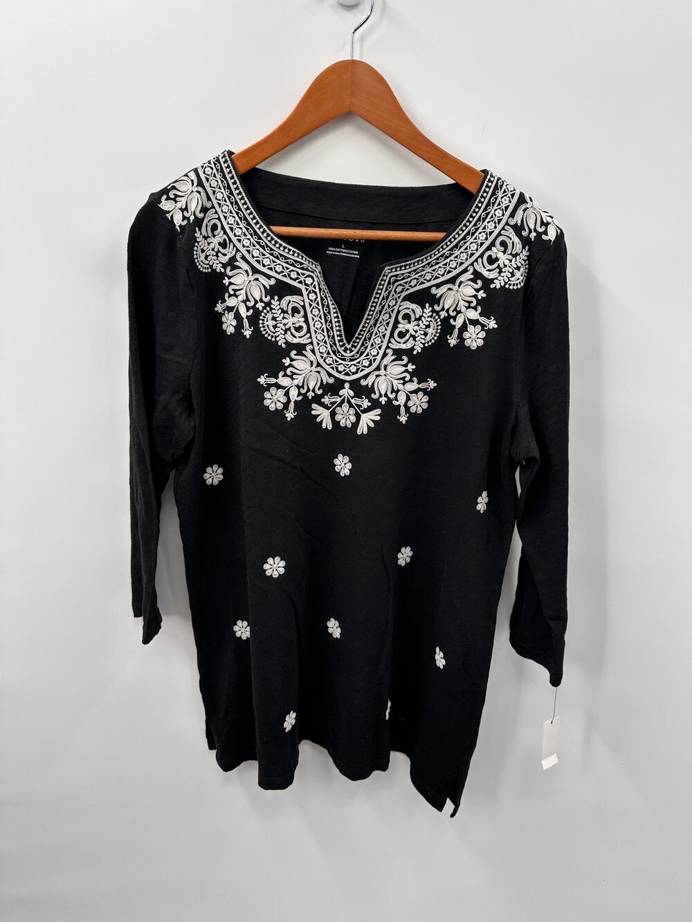 TALBOTS NWT Black Embroidered Split Neck Tunic // L